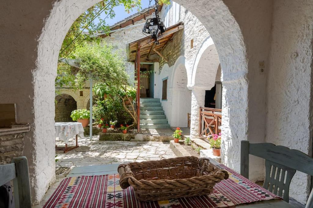 Monodendri Vintage Houseヴィラ エクステリア 写真